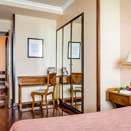 Hotell Alcomar Gijón