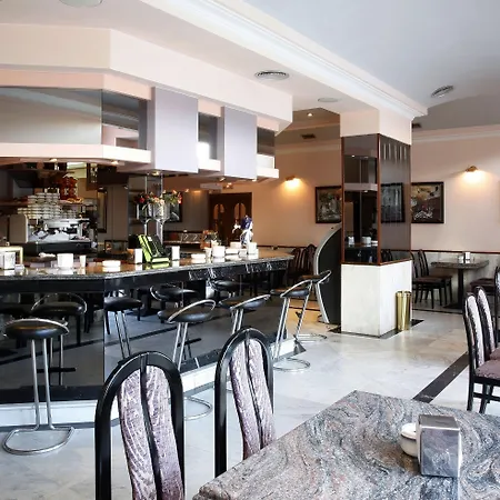 Alcomar Готель Хіхон