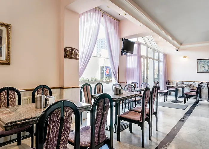 阿尔克玛酒店 3* 希洪